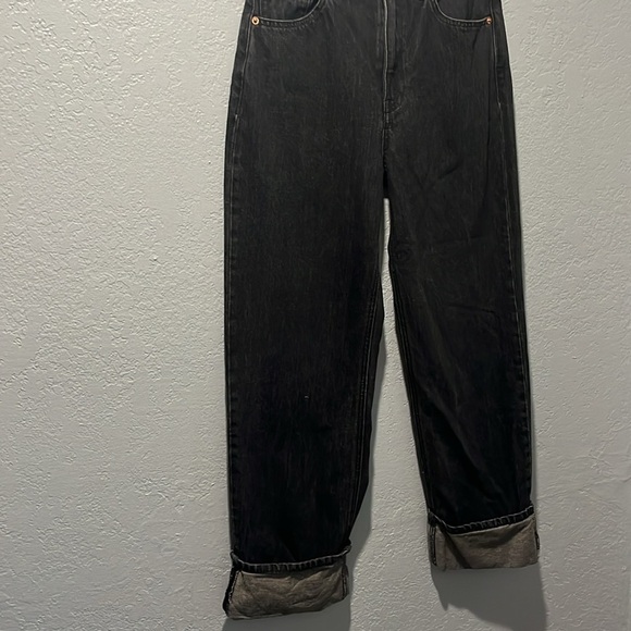 Club Monaco High Waisted Cuffed Jeans Black. Wide Leg Straight Fit Dark Wash - Picture 3 of 7